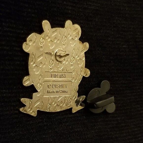 Disney Pin Turkey in the Straw Mickey Short B&W Steamboat Willie 16973 2002 53 - Picture 6 of 8